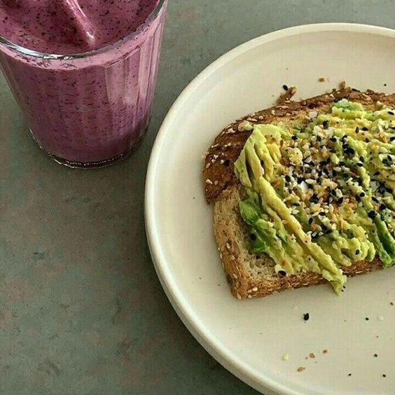 liIacdaisy's tweet photo. an avocado toast breakfast https://t.co/KoYei68I32