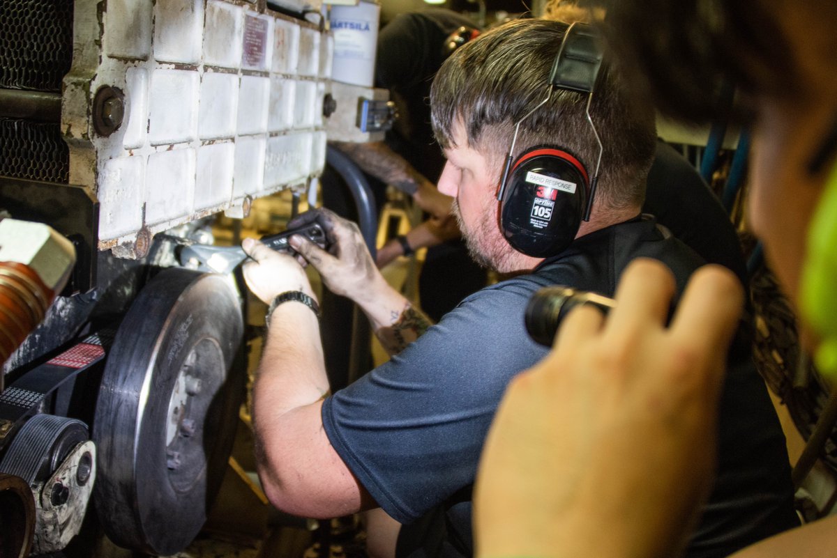 HMCS/NCSM Saskatoon tweet media