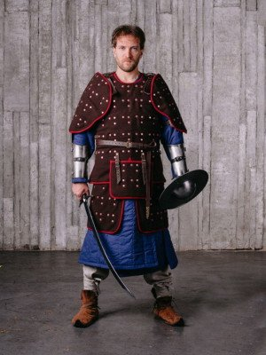 IceCrys77276471's tweet photo. @Sinsacron @SawtoothWaves #jeansforlife
EXACTLY
Although I might be convinced to wear a kilt when wearing a full leg sort of brigantine like this, because peeing when you have armor is a pain, and kilts bypass that splendidly https://t.co/uwOTsTnCFQ