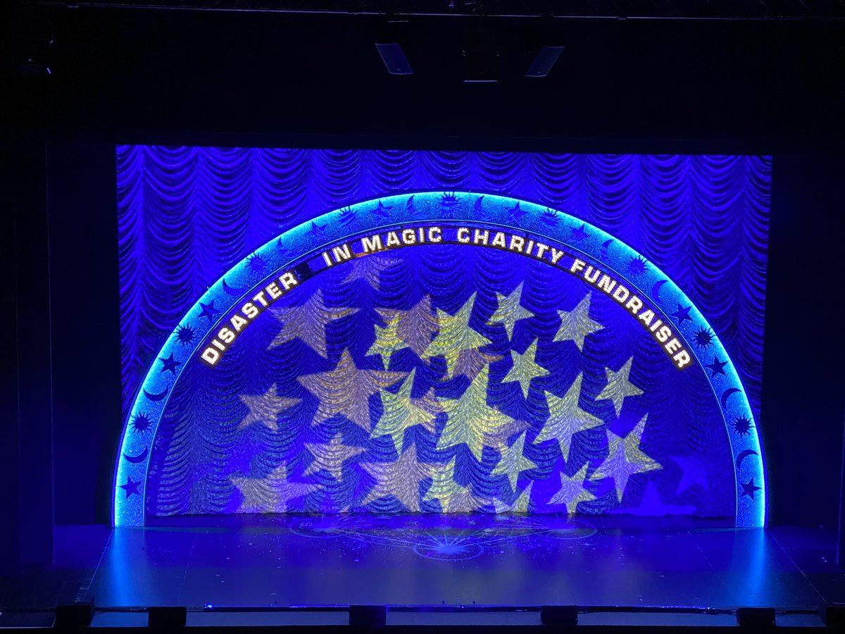 Plo_Kool's tweet photo. Well that was an incredible opening night at @magicgoeswrong in the @BGETheatre! @mischiefcomedy They did you proud! #MagicGoesWrong #MischiefTheatre #MischiefComedy https://t.co/3Fs0dsOSQ2