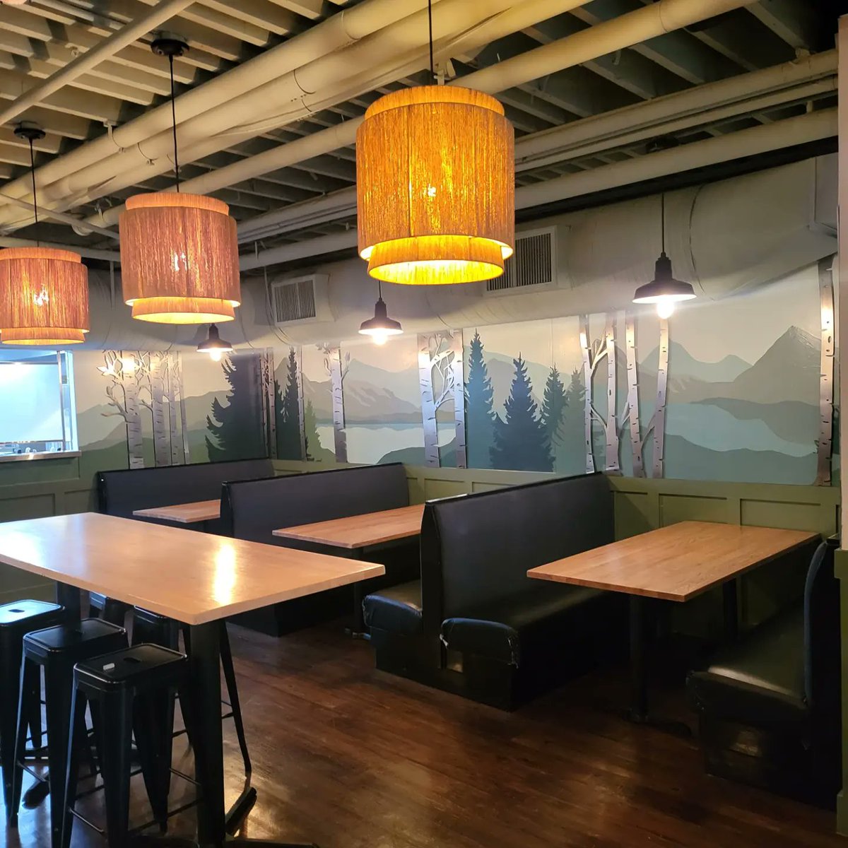 BigSkyAdMo's tweet photo. Our spring makeover is almost complete. Stop by and see what's been added! #decor #adamsmorgan #restaurantdining https://t.co/z0wjF2jdV8
