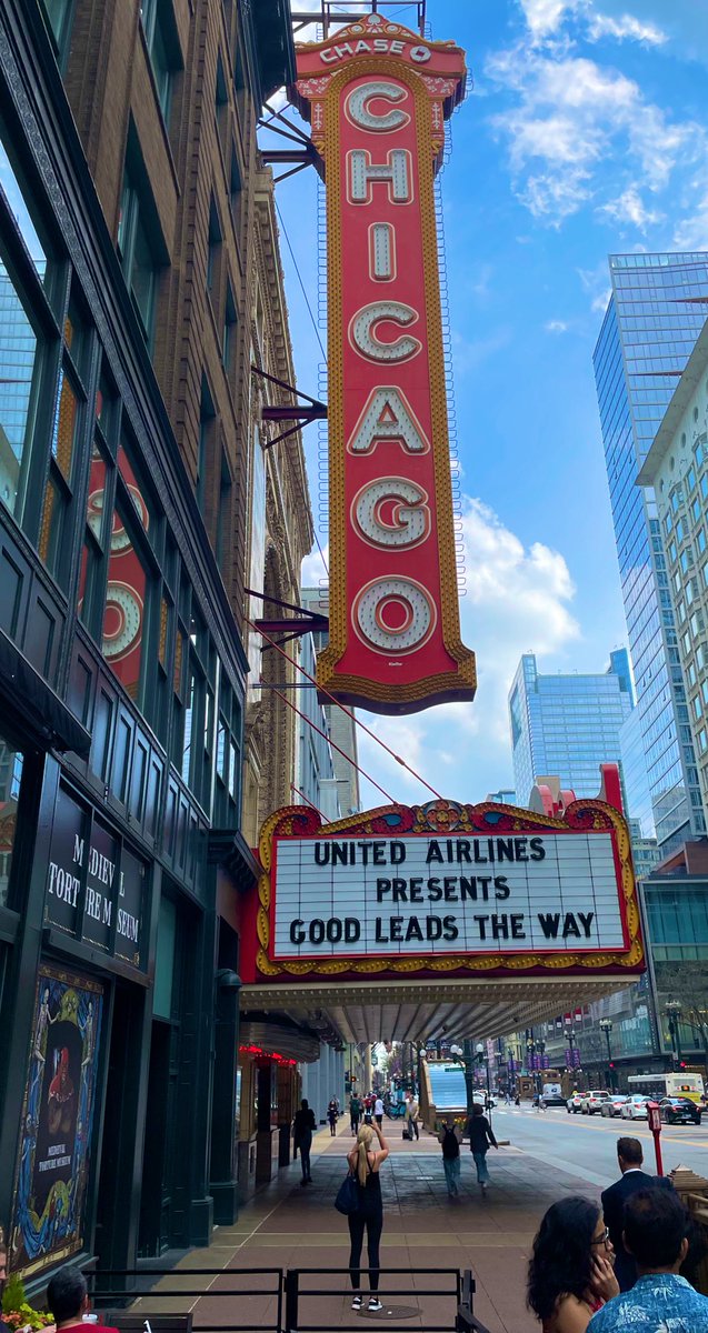 Heard this is the hottest ticket in #Chicago 👍👍 #United ✈️ leading the way 💙 @weareunited #beingunited