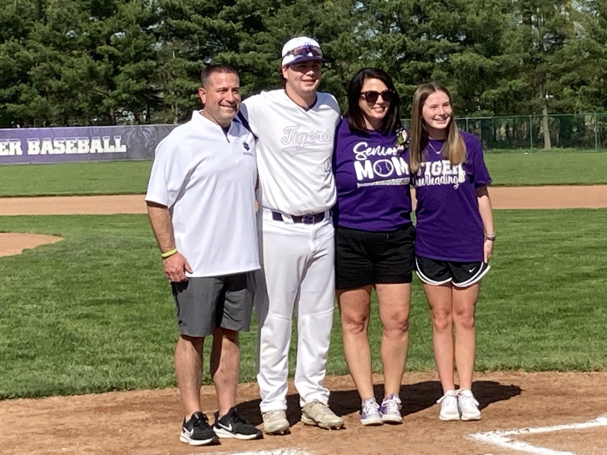 Central Tigers AD tweet media