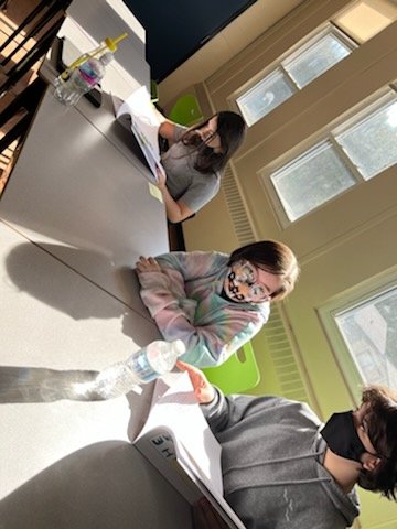 6 Moulaison are book publishers, their class book came today titled: When I grow up. #watchuslearn #mgecauthors @TCRCE_NS