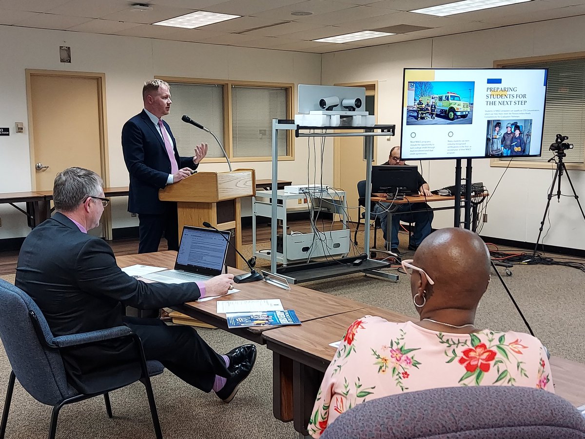 MuncieSchools's tweet photo. Very thorough presentation from @MACC_MCS Principal Caleb Beasley at tonight's Board mtg. Highlights: 12 of 14 programs offer college credit, lots of industry certifications achieved. Great Tech Ed options! #CradleToCareer https://t.co/W9evy3noC2