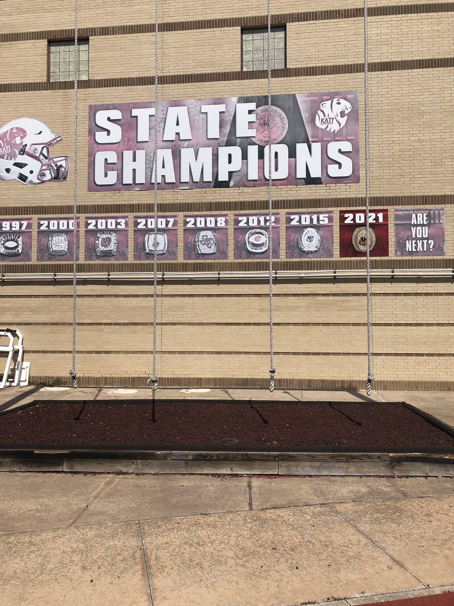 Tradition never graduates. Thank you @Katyfootball for your time today!