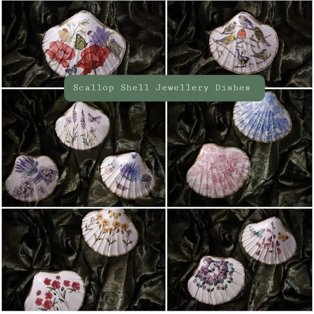 UmbrelaLeCheile's tweet photo. There's nothing Crafty Family can't upcycle and we are delighted to welcome them back with their gorgeous wares this Sunday at the Eyre Square Hotel! 12.30-18.00 - looking forward to seeing you there! 💜

#galway #shoplocal #handmadeingalway https://t.co/mIEwR68KKY