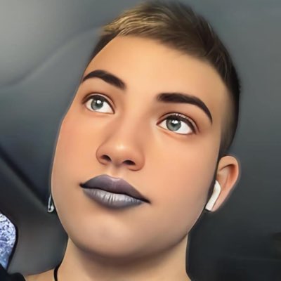 EmoMakeups's tweet photo. #NewProfilePic https://t.co/Gc5VfYn4Jb