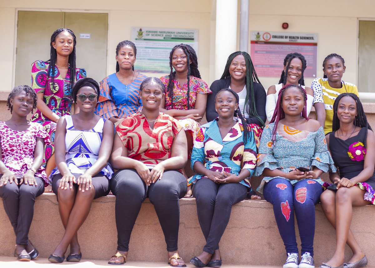 GvmsaKnust's tweet photo. #Day2 of the celebration 🍾✨
It's an African print Tuesday https://t.co/2hgInkHu2D