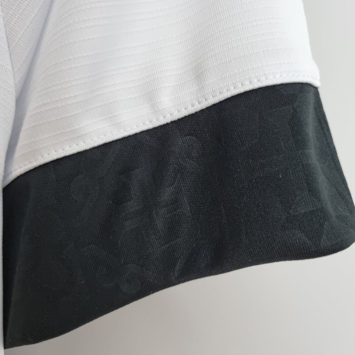 CamisaPesada's tweet photo. ⛵ VASCO!
Esse é o novo manto Vascaíno! Com inspiração na ligação das raízes históricas do Gigante da Colina: a união Brasil-Portugal e o Estádio de São Januário. 

Adquira já a sua pelo link:

👕 Vasco Away 22/23 
📲 https://t.co/5x5wyAdXT2

#camisapesada
#asuafootballstore https://t.co/lI56PIDiLe