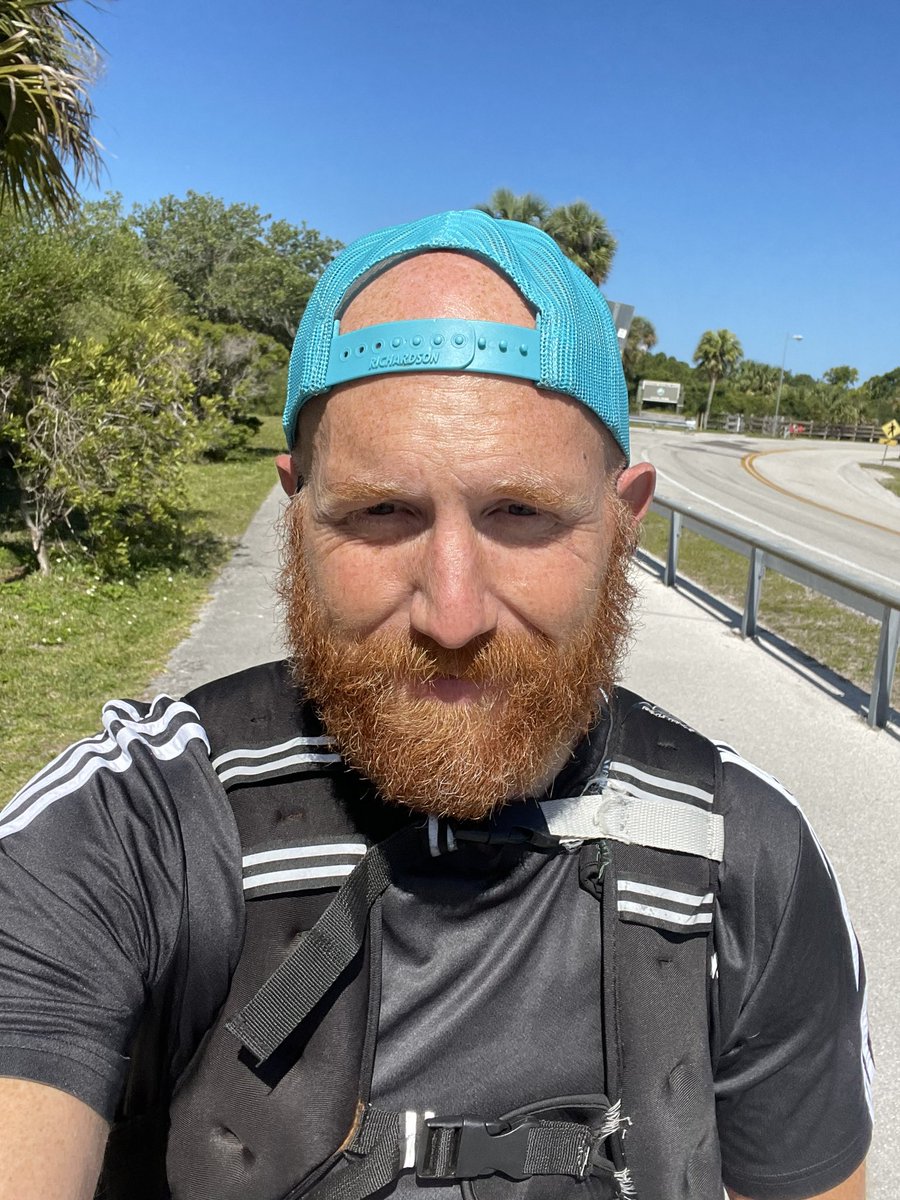 bdnfguy's tweet photo. Almost 3 years into daily morning walks through nature under the sun! #Movement #Daily #HealthyEngineers #SystemEngineers #StandingRoomOnly #Biohacking https://t.co/clP4ZJScUb