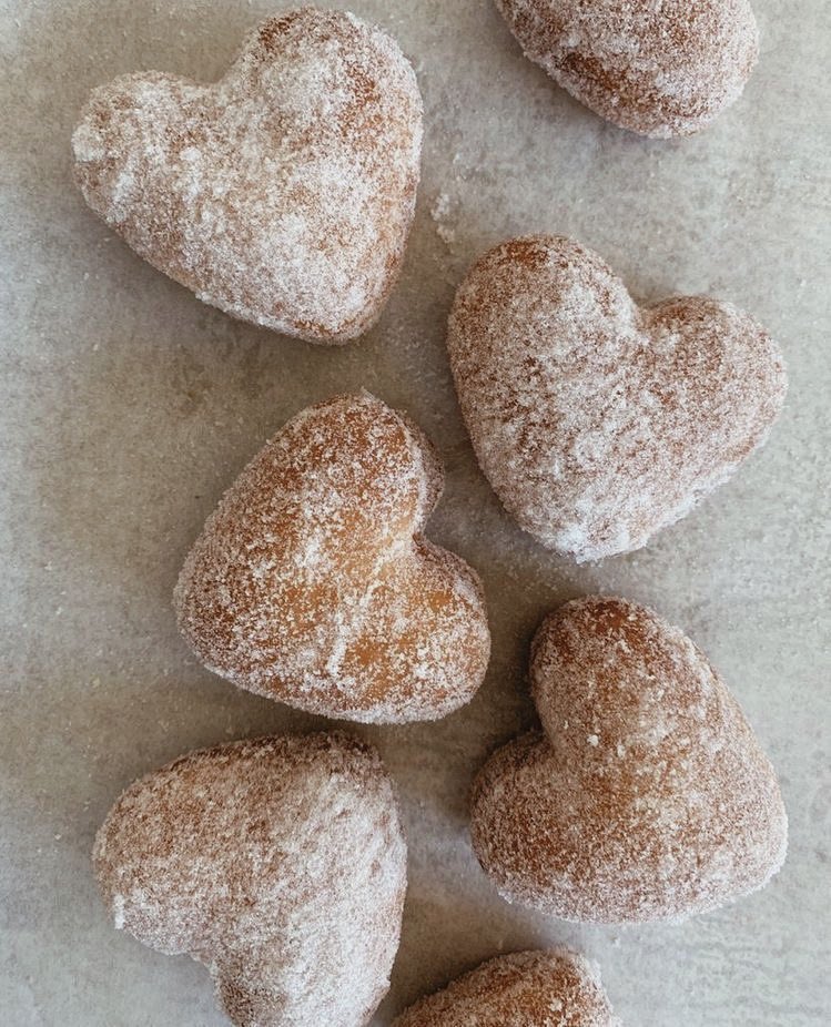 liviuuh's tweet photo. heart shaped desserts🫶🏼 https://t.co/qJGnWI95R4