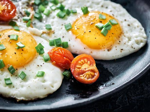 ChickenPalaceNG's tweet photo. How do you like your eggs fried?

#ChickenNoodleSoup #chicken #food #Africa https://t.co/Aci5X3qleF