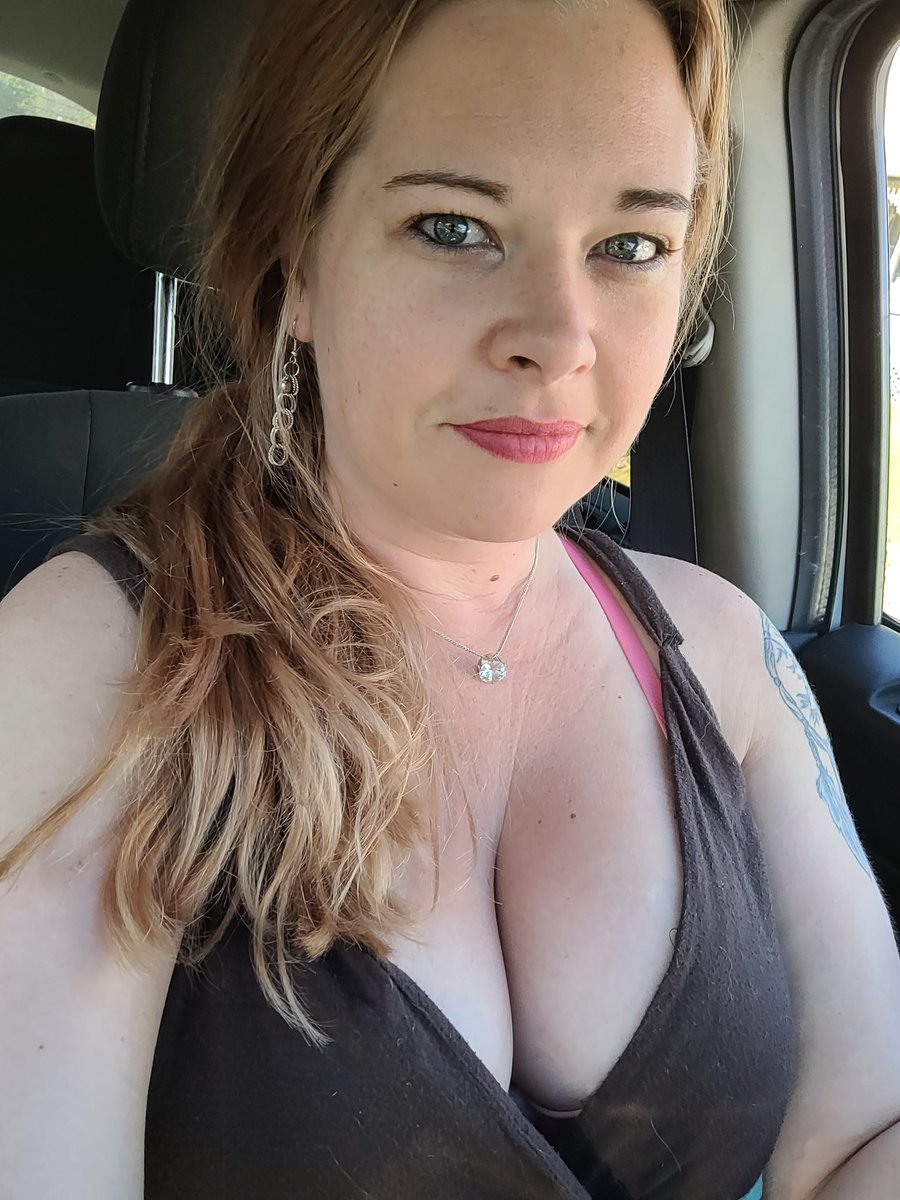 Pixie_Fae420's tweet photo. Hello my friendly neighborhood stalker 🤣 like what you see? Try this page too 
https://t.co/RD3i40kk0G https://t.co/nuPmEBHFeB