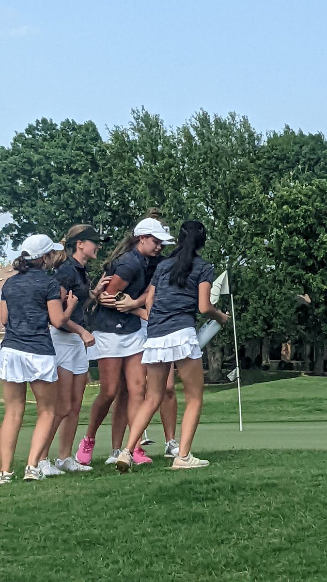 saa_golf's tweet photo. Freshman Sophia Ellestad is the TAPPS Individual State 6A Champion! Won it in a playoff hole after being tied at end of regulation. 77 Round 1, 75 Round 2. https://t.co/4t2zXZcuKf