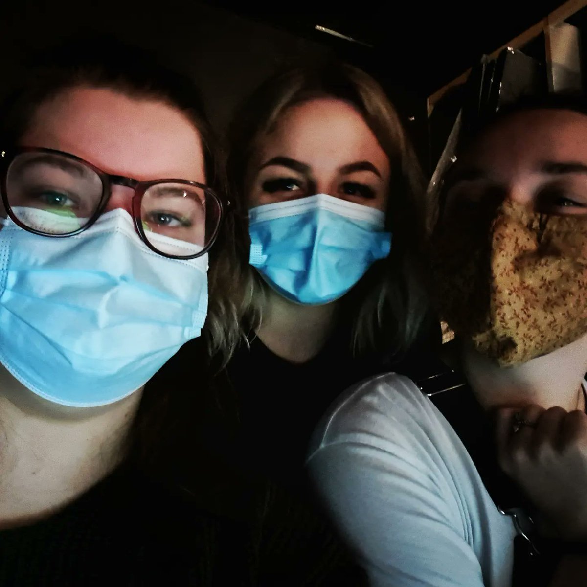 NiamhJayFilms's tweet photo. Ovarian Cancer Awareness (2022)

Production Assistant Role

Commercial shoot 

#commercial #Ovariancancerawareness #student https://t.co/96MBnjifpq