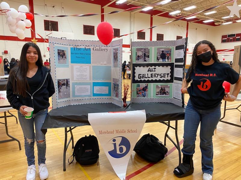 ELPASO_ISD's tweet photo. Front &amp; center! ✨ Morehead MS held the IB &amp; Fine Arts Showcase to shine a spotlight on our dedicated Raiders. Students put their skills on display by presenting their IB community projects, showed off their art &amp; offered  activities for families to enjoy. #EPISDProud https://t.co/ifmI6i0iWA
