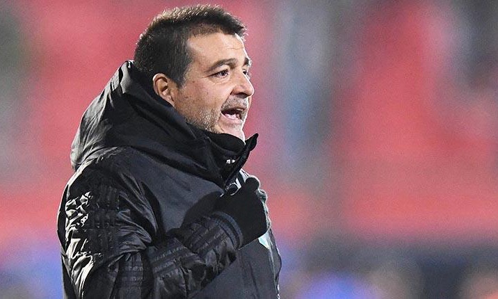 CAB_oficial's tweet photo. Claudio Vivas es el nuevo técnico de Banfield 🟢⚪

Más info ➡️ https://t.co/Whaedxe7N8 https://t.co/k0mlpUFBLH