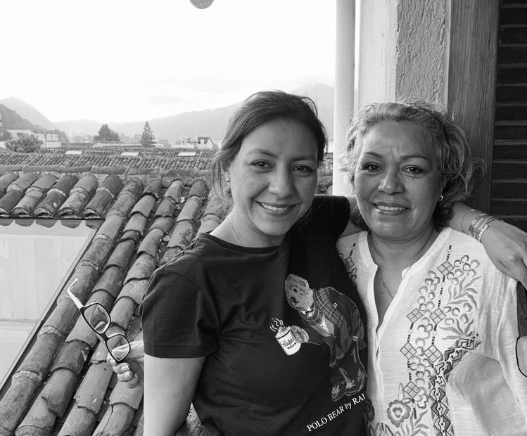 nariasanti's tweet photo. @mimisantiago191 @FranArs9 Yo también te amo mamá ❤️😘 https://t.co/QgxYANOyZC
