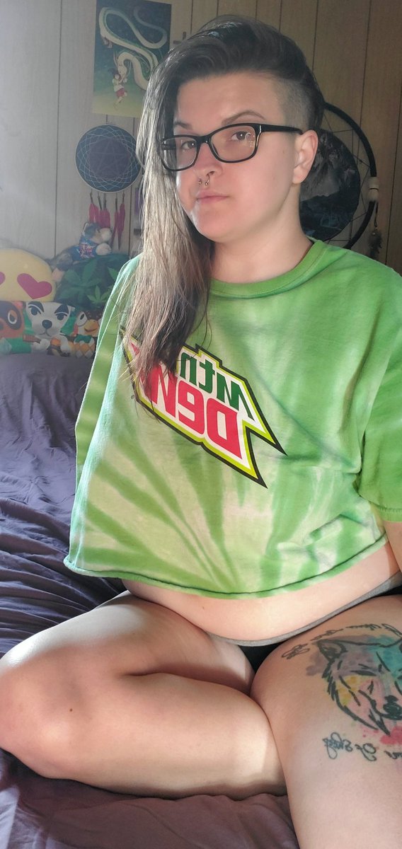 of_stoneywolf's tweet photo. managed to make some content after all~
(my bestie mj always manages to get me in the mood π)
#onlyfansgirl #mtndome #freshbuzz #altgirl https://t.co/PyfbpFu0xp