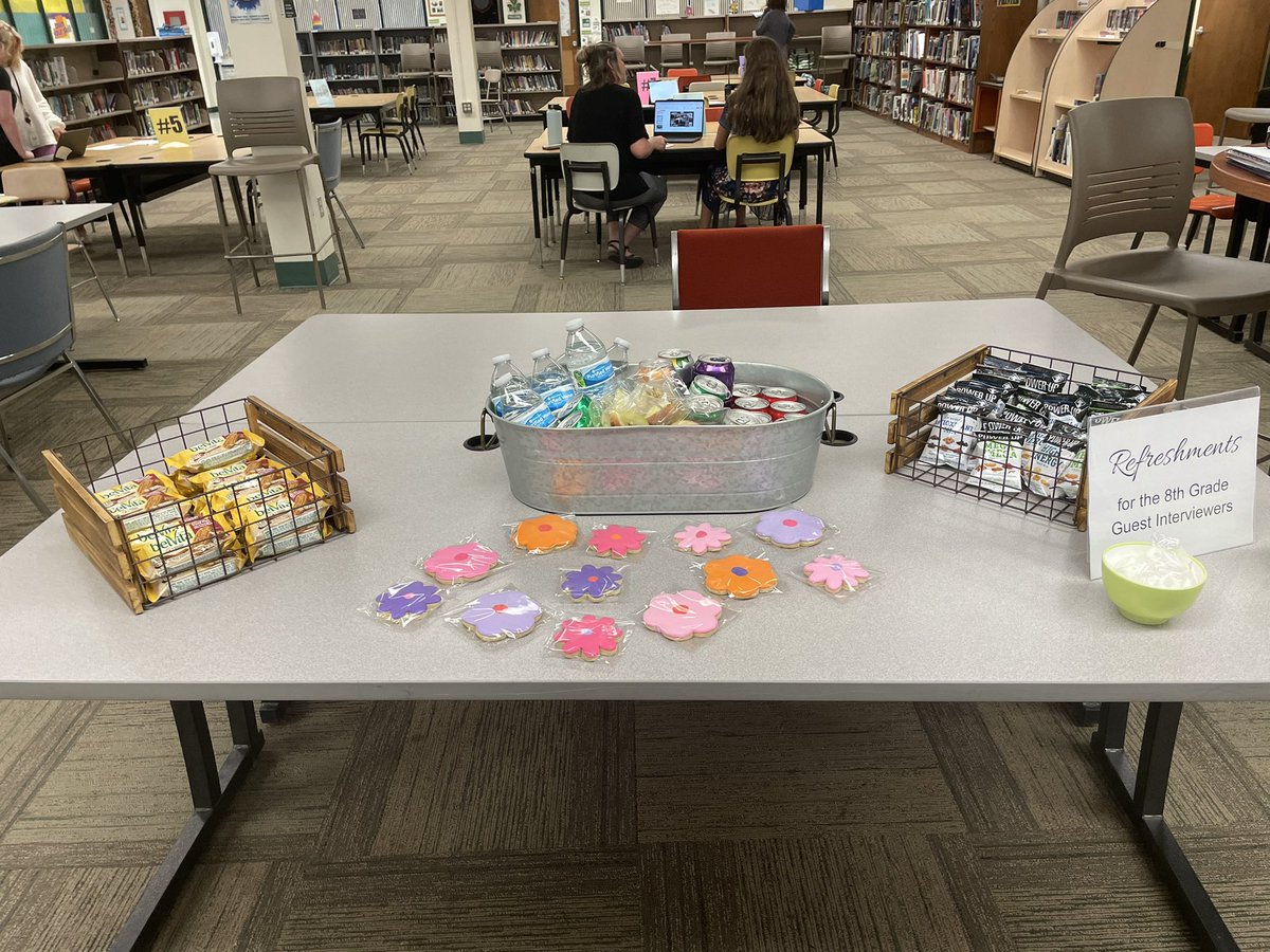 YakoCMS's tweet photo. Middle school exit interviews with 8th grade today. So impressive to hear their reflections! #coltproud https://t.co/uwTIjdUyad