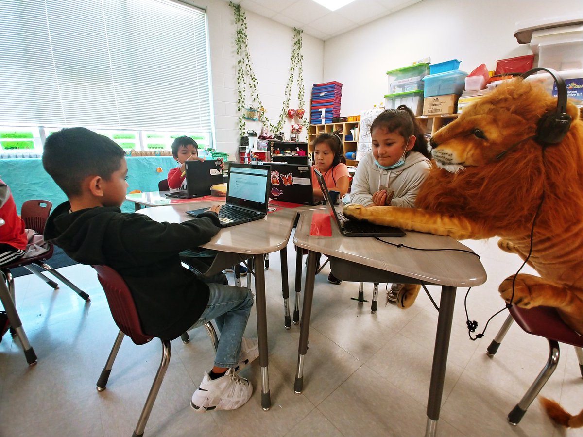 We were Roared this week and Lucky did a great job helping his group out with their research project. #somoslosabslions #ilovemylisd #absproud