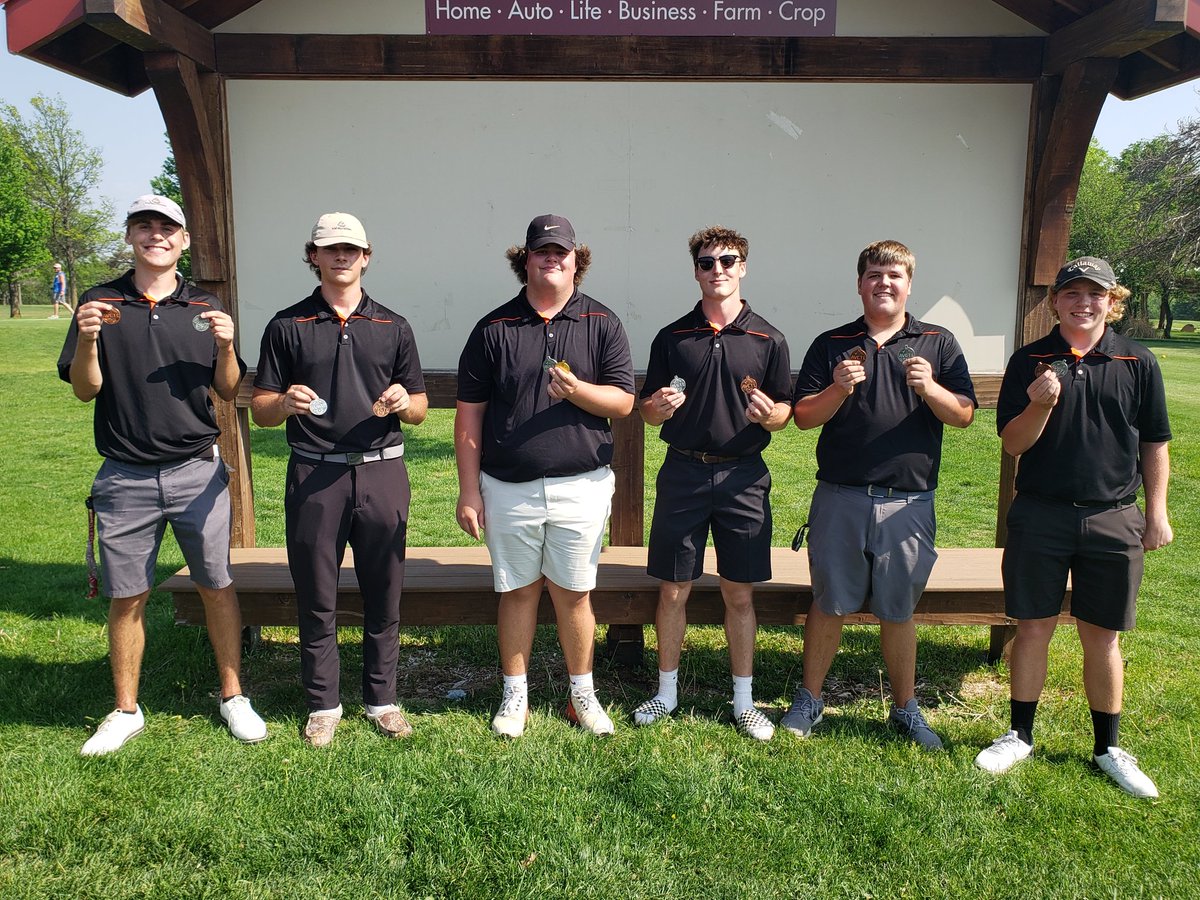 oriole_golf's tweet photo. Dylen Slusser wins league! Chance Kohls finished 4th, 1st team all league. Kaden Pressnell, Bryce Jackson, Chadd Brown, and Brock Hallmark all finish second team all league. All six of your Augusta Oriole golfer finish with all league honors! Team finishes second by two strokes. https://t.co/vZOBqZKlIs