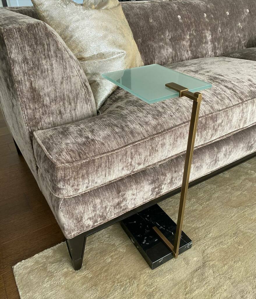 kminteriors2063's tweet image. Looking for a spot for your wine .. this Drinks Table from Currey &amp;amp; Co is a nice combination of glass, marble &amp;amp; gold!  #drinkstable @curreyco @kminteriors2063 instagr.am/p/CdZGL8rJZSL/