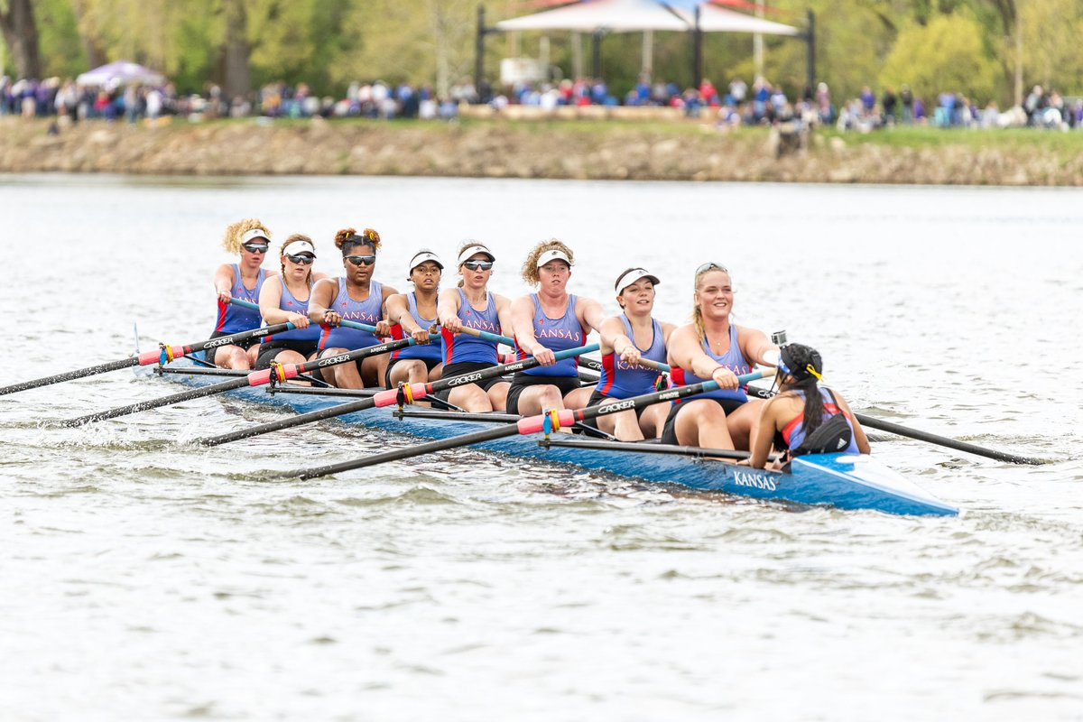 KU_Rowing's tweet photo. Focused on the task ahead! 🔒

#KUrowing x #RockChalk https://t.co/M84T1DqmMP