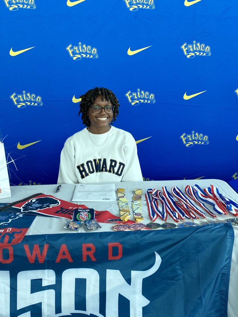 bamadavis2's tweet photo. Congratulations to Lauren and Faith, both 4-year varsity Track and Field athletes, on their signings today! Faith will be attending with Stephen F. Austin University and Lauren will be attending Howard University! @FHSRaccoons https://t.co/spQlv6sTiD