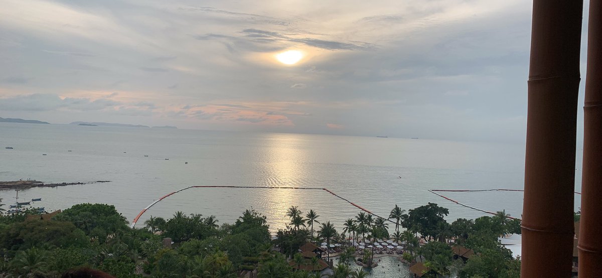 SukJek's tweet photo. พัทยาเหนือเมื่อวันเกิด https://t.co/K4DspJM1Yv