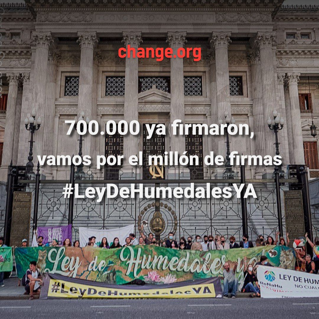 CesarMassi's tweet photo. ¡MÁS DE 700.000 PERSONAS FIRMAMOS LA PETICIÓN! Necesitamos que 1 millón demande al Congreso Nacional una #LeyDeHumedalesYa 
Hoy más que nunca, es fundamental que te involucres. 
Si no firmaste la petición aún entrá al link. 
Si ya firmaste, DALE RT!
https://t.co/lOaYsmBmw3 https://t.co/l6pMdLyTpc
