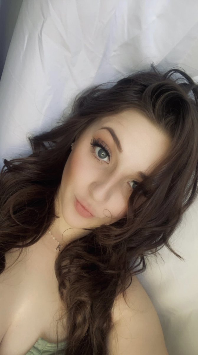 rileyycoleee's tweet photo. https://t.co/wJBcwvBQAd