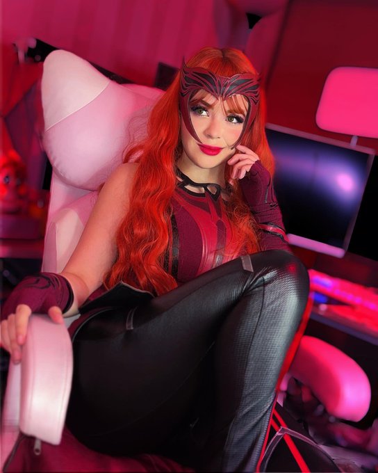 Watch Danyancat 🐰's leaked NSFW photo on TwXstars