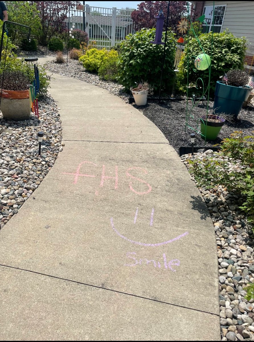 FLCS_CLO's tweet photo. Beautification at @BethanyPointeHC assisted living and recycling with Mr. Davis! #FJSHSDayofService https://t.co/PdMlOYHcvu