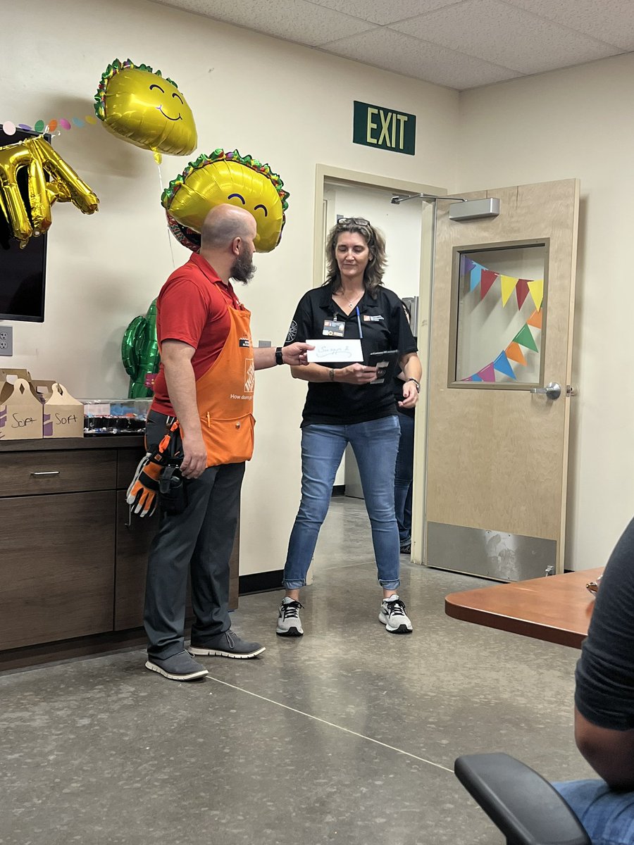 8518Celebration's tweet photo. Happy Birthday to some of our leaders in the building. https://t.co/16YFkGts6s