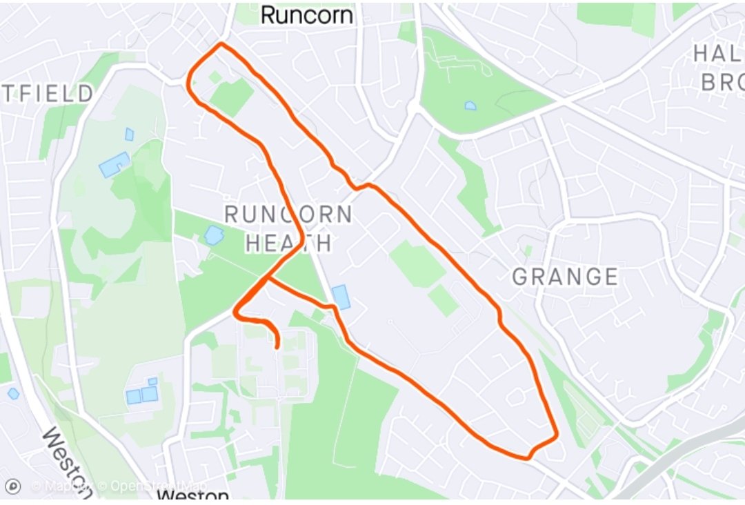 isright's tweet photo. #TuesdayRuns fabulous running Ladies on a warm evening - Hilary, Nina & Laura; Jai, Anne & Lisa; Linda, Kirsty & Karen; plus Tre on her 1st run back from injury. #RunBuddies #RunStreak #WeRunAgain #VirtualCoach #teacher5aday https://t.co/Rd3OvuUZRf