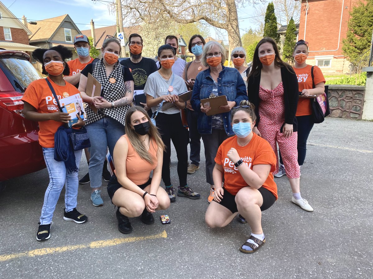 PeggySattlerNDP's tweet photo. Huge #LondonWest team heading out to canvass tonight! Click here to join the team ⬇️
https://t.co/Uw3qTKHmAA

#ondp #ldnont #StrongReadyNDP https://t.co/8kwsQFoKkJ