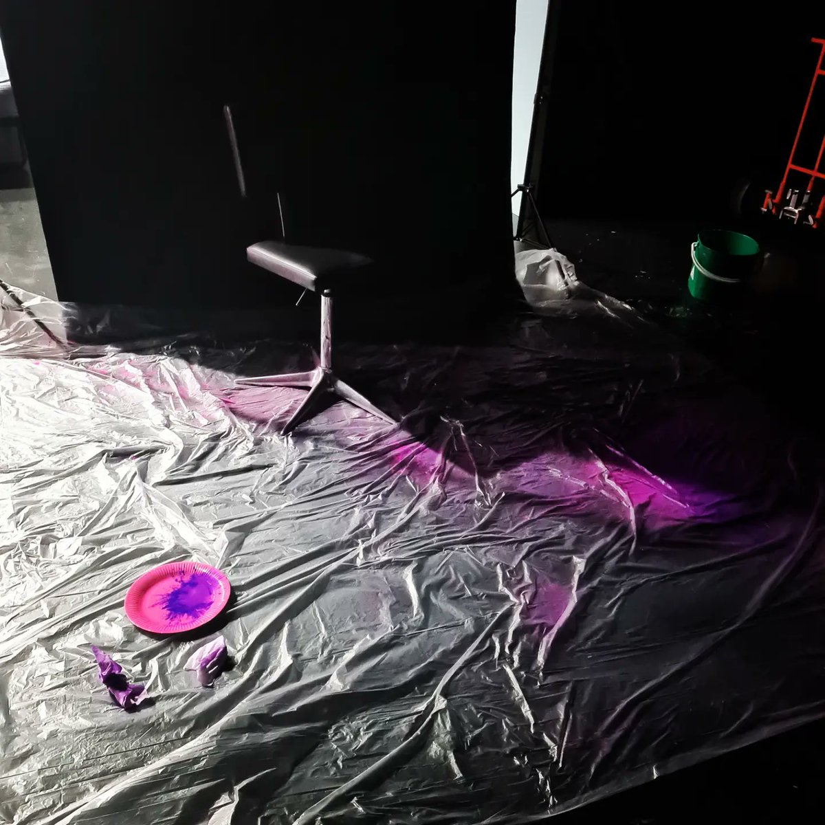 NiamhJayFilms's tweet photo. Overwhelmingly Gay and Chaotic (2022)
Kickstarter filming for our crowdfunder
Took longer to clean up the mess than it did to film it
#Kickstarter #Documentary #powderpaint #Pink #Purple #student #shortfilm https://t.co/1fIcmlMZQa