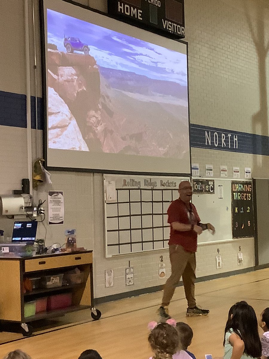 RocketsRR's tweet photo. We loved having local author David McBee come to visit. He even brought the real “DJ” in for kids to see. He shared how his own adventures were exciting &amp; he decided to turn them into real books for the world to share. Very exciting!❤️🚀💙⛰📚 #jeep #offroading #AuthorsOfTwitter https://t.co/LMf5I1A8nX