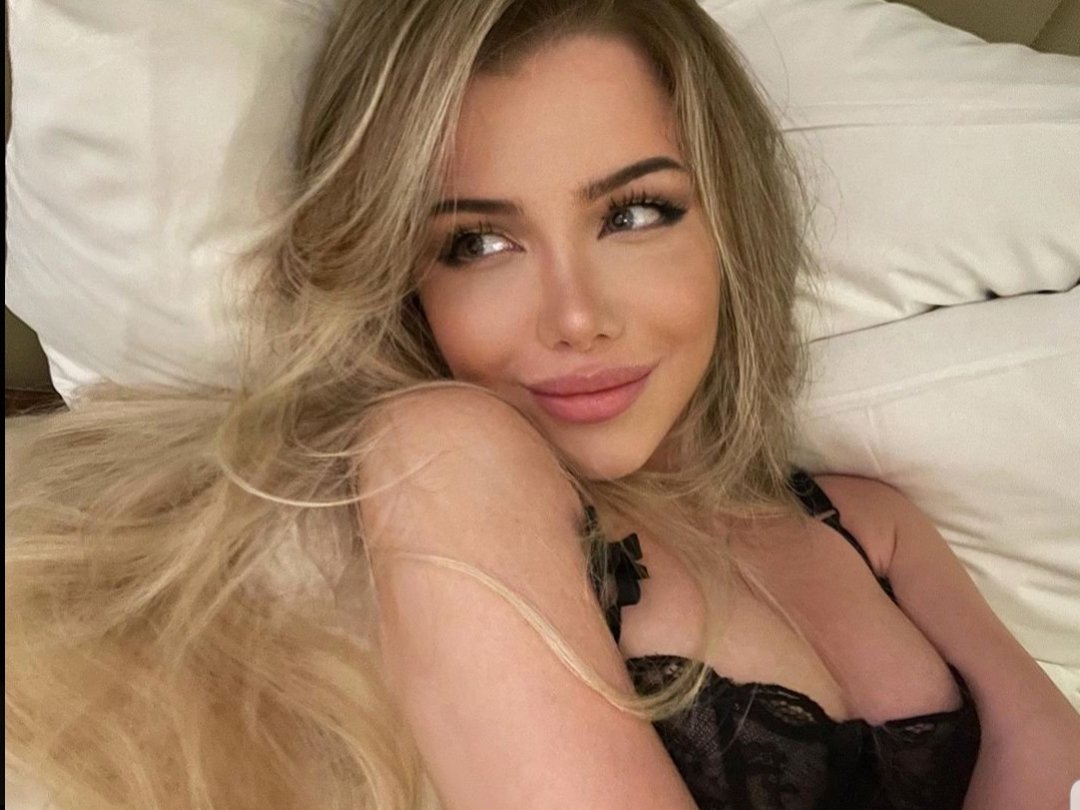CheryCute3's tweet photo. Massage in Riyadh Saudi
Massage body to body
Outcall and incall..
https://t.co/kqjIzHsDWX
Girl for you now
#العملاق https://t.co/Gea8PiPddZ