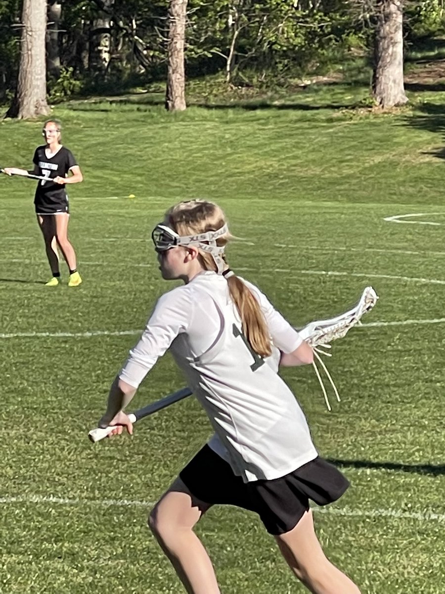 JPPlunkett's tweet photo. That’s a wrap: on their beautiful campus, @UrsulineAcademy takes down Bellingham HS in exciting 🥍 action! Way to go girls… #JayVees https://t.co/L5hPhpP6Oi