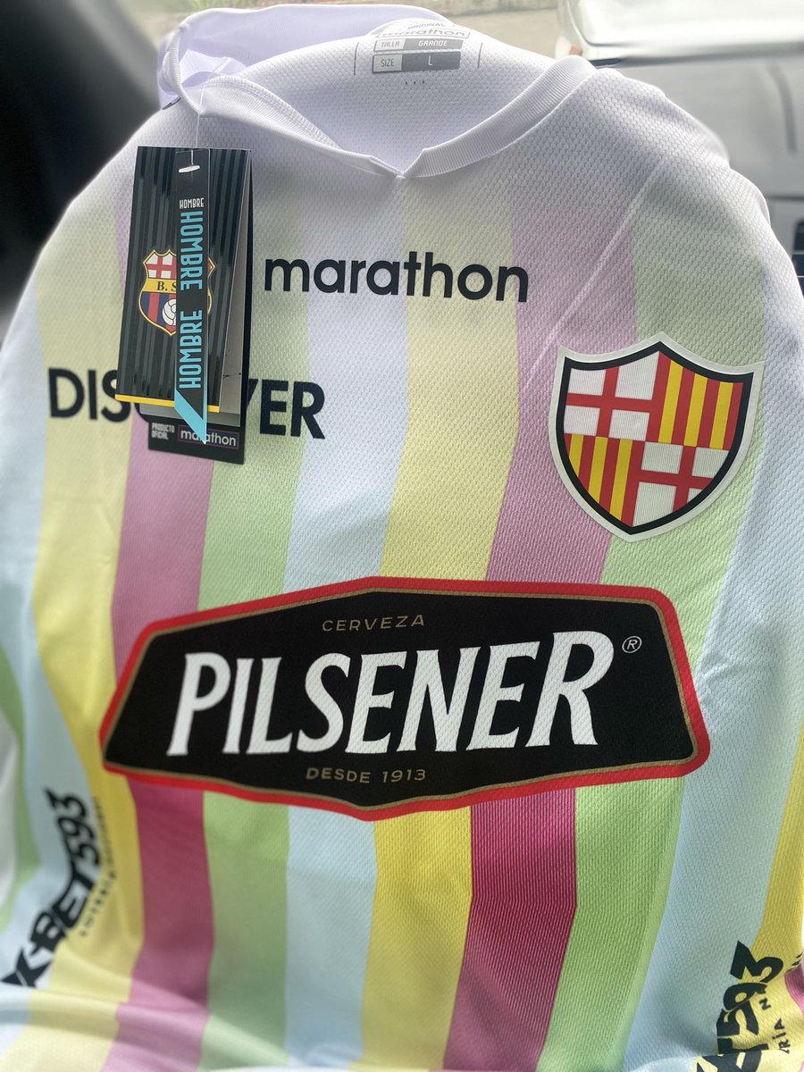 alexronquilloch's tweet photo. Hasta que se pusieron las pilas por fiiiiin!!! @marathonsports_ @BarcelonaSC #97BSC ✊🏻 https://t.co/n5dXhvuoEe