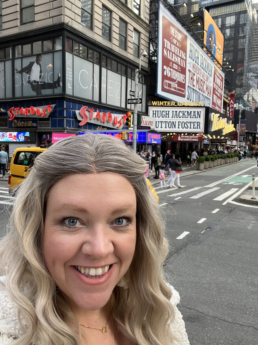 AngelaWoodWhat's tweet photo. Hey @RealHughJackman! I’m here for the 7pm show tonight and I’d love meet you! Seat S119 - come find me! https://t.co/TNBgpnedA6