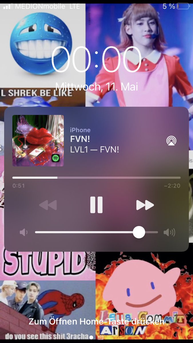 JeanOnlygf's tweet photo. OK BÖRSDAY SONG UND SO AKAVBSBKSKSKSL AAAAAAAAAAAAAAAAFFGSHS ICH HBA GEBURTG IHR NUTTEN 🤪🤪🤪🤪🤪🤘🤘🤘🤘🤘🤘 https://t.co/TMbQreYrQE