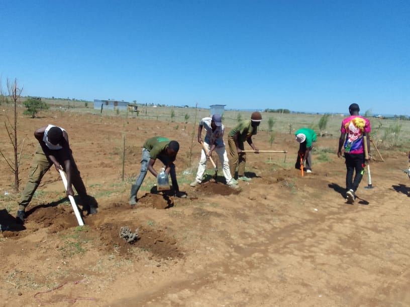 Karasinga3's tweet photo. Rumuruti team today in preparation for Mass tree planting at Dedan Kimathi Village in Thome Laikipia county

@evakimathi
@Dedankm
@KeEquityBank
@KeForestService
 @KenyaDefenceFor 
@boychildlove 
 @WanyekiJedidah @KeForestService @kenyarecyclers @Grimnien  
#10KTREES4DKIMATHI https://t.co/h16ceY9Wij