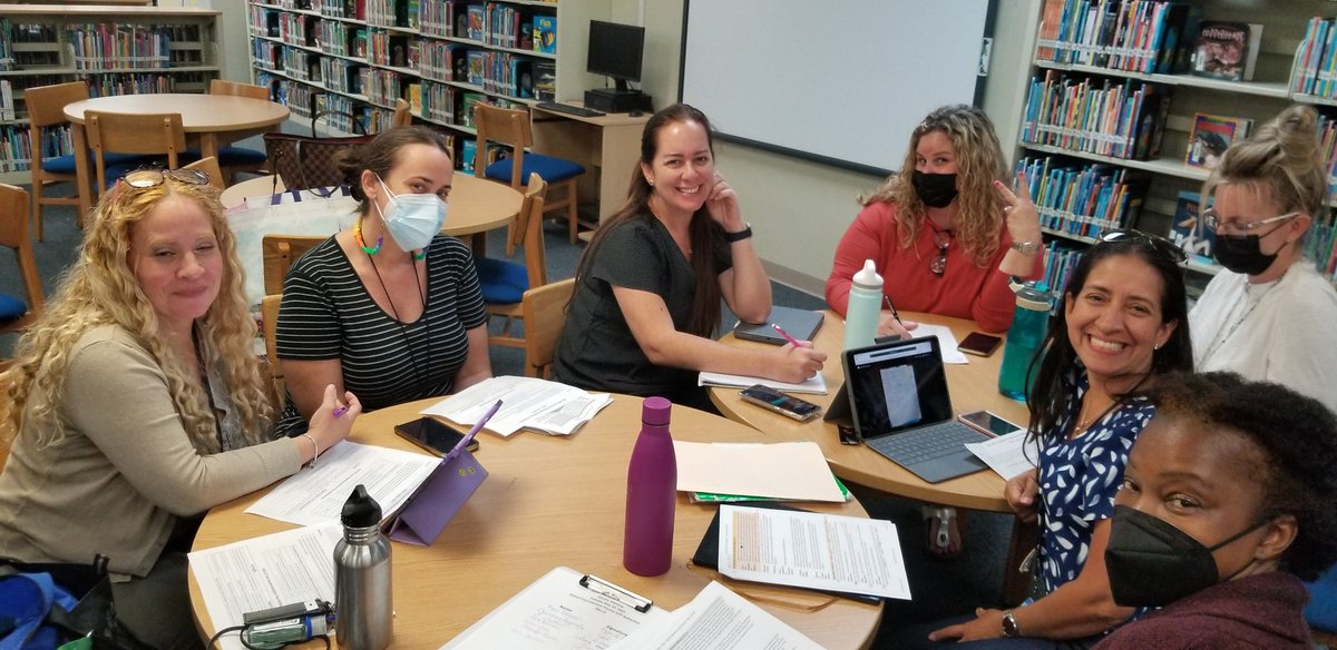 DavidLawrenceK8's tweet photo. Dolphins collaborating #EOYReflections #SIP  #teamworkmakesthedreamwork ##Champions @DavidLawrenceK8 @MDCPSNorth @MDCPS https://t.co/23VzQJ3gqh