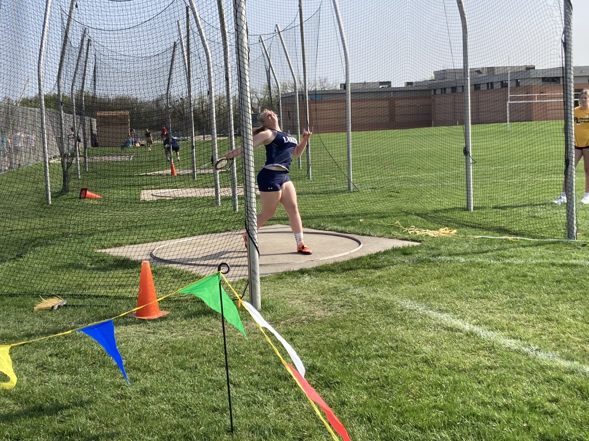PLLakers's tweet photo. A beautiful day for a track &amp; field meet!  Lakers hosting True Team Sections. S/O to PL coaches on organizing and running meet and good luck to all athletes! https://t.co/jkBEM2S0hf
