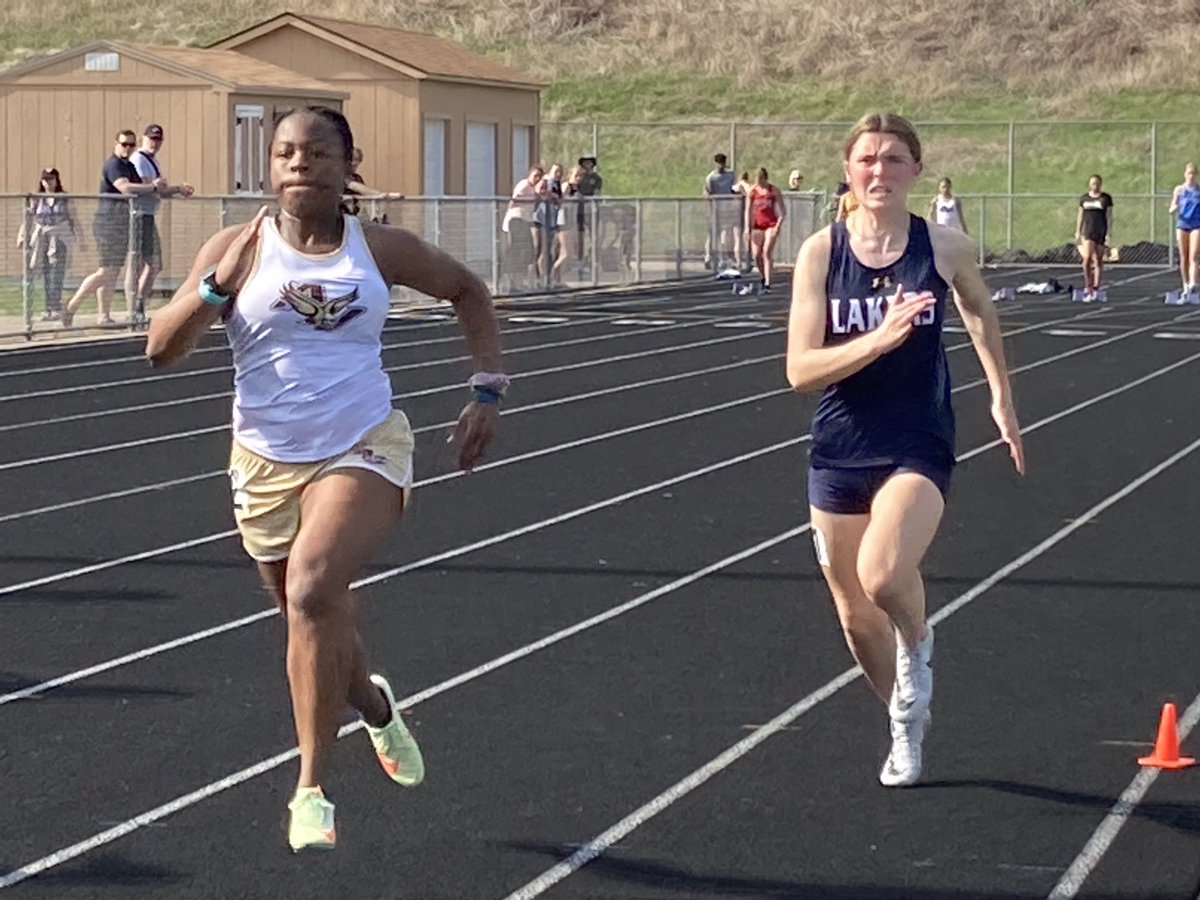 PLLakers's tweet photo. A beautiful day for a track &amp; field meet!  Lakers hosting True Team Sections. S/O to PL coaches on organizing and running meet and good luck to all athletes! https://t.co/jkBEM2S0hf