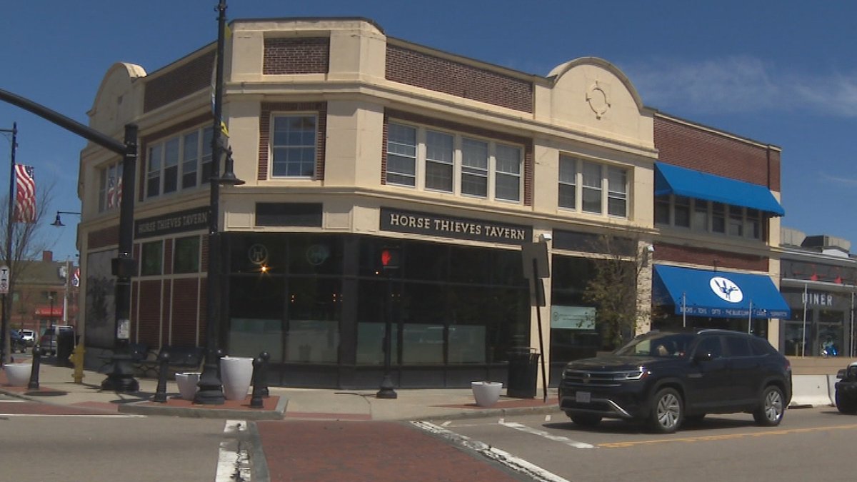 wbz's tweet photo. “They were trying to kill me”: Teenagers brutally attack woman in Dedham Square @HagerWBZ reports
https://t.co/u1e1llh7Ab https://t.co/7YoEZfBpxM